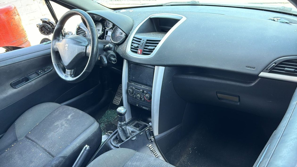 SC83 - PEUGEOT 207 - 2012 - Imagen 3