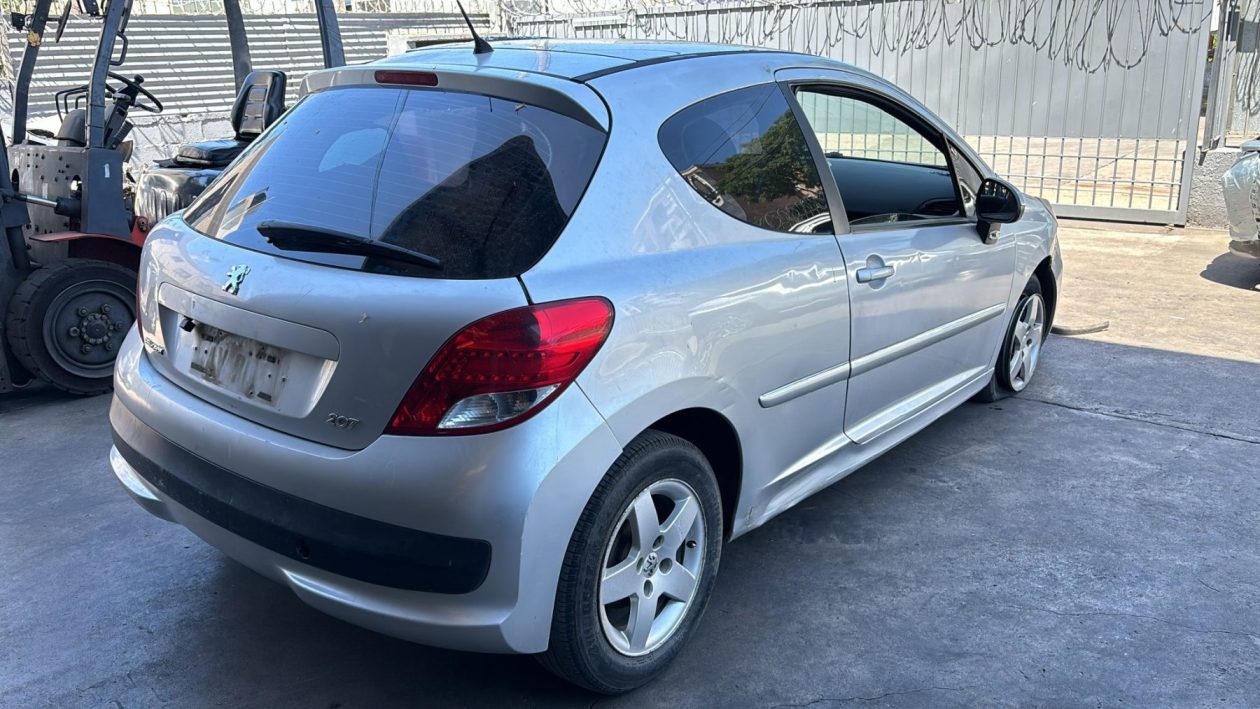 SC83 - PEUGEOT 207 - 2012 - Imagen 4