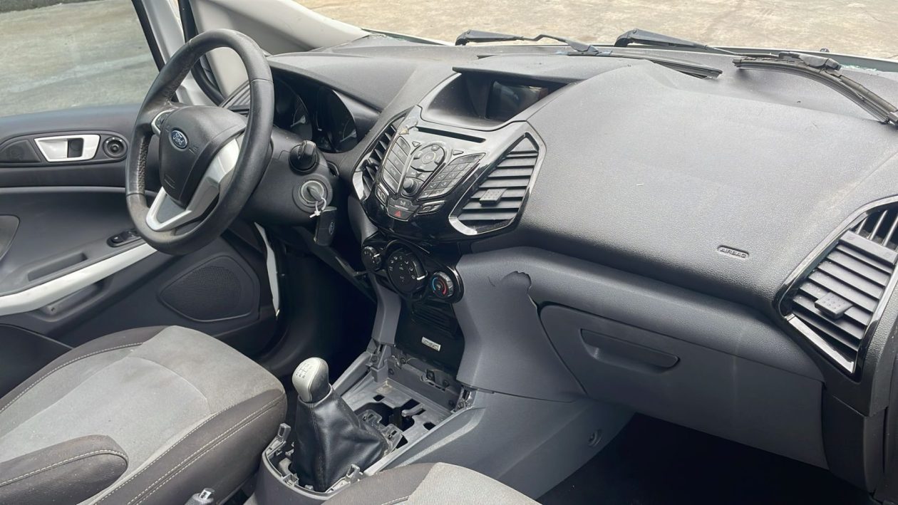 FORD ECOSPORT - 2017 - Imagen 5