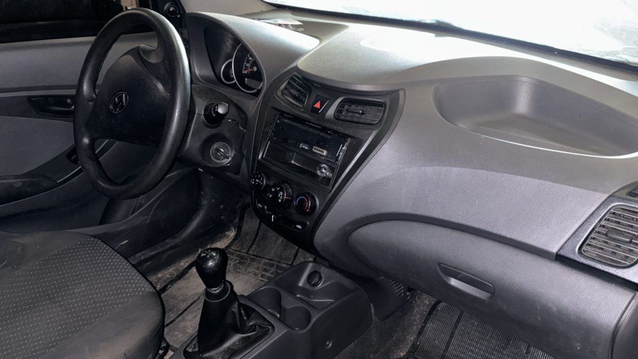 SC138 - HYUNDAI EON - 2013 - Imagen 6