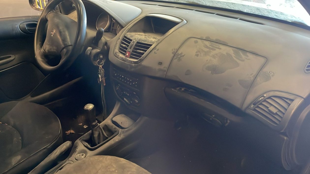 PEUGEOT 207 - 2009 - Imagen 4