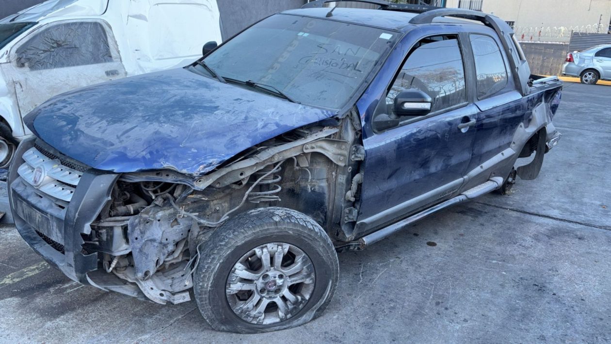 SC144 - FIAT STRADA - 2010 - Imagen 9