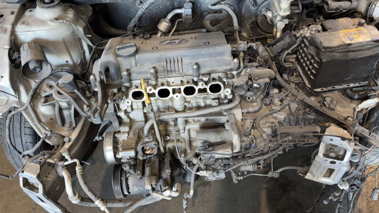 SC179 - HYUNDAI ACCENT - 2012 - Imagen 6